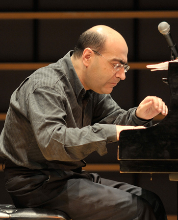 Armen Babakhanian has performed at the opening concert of the Chopin Year